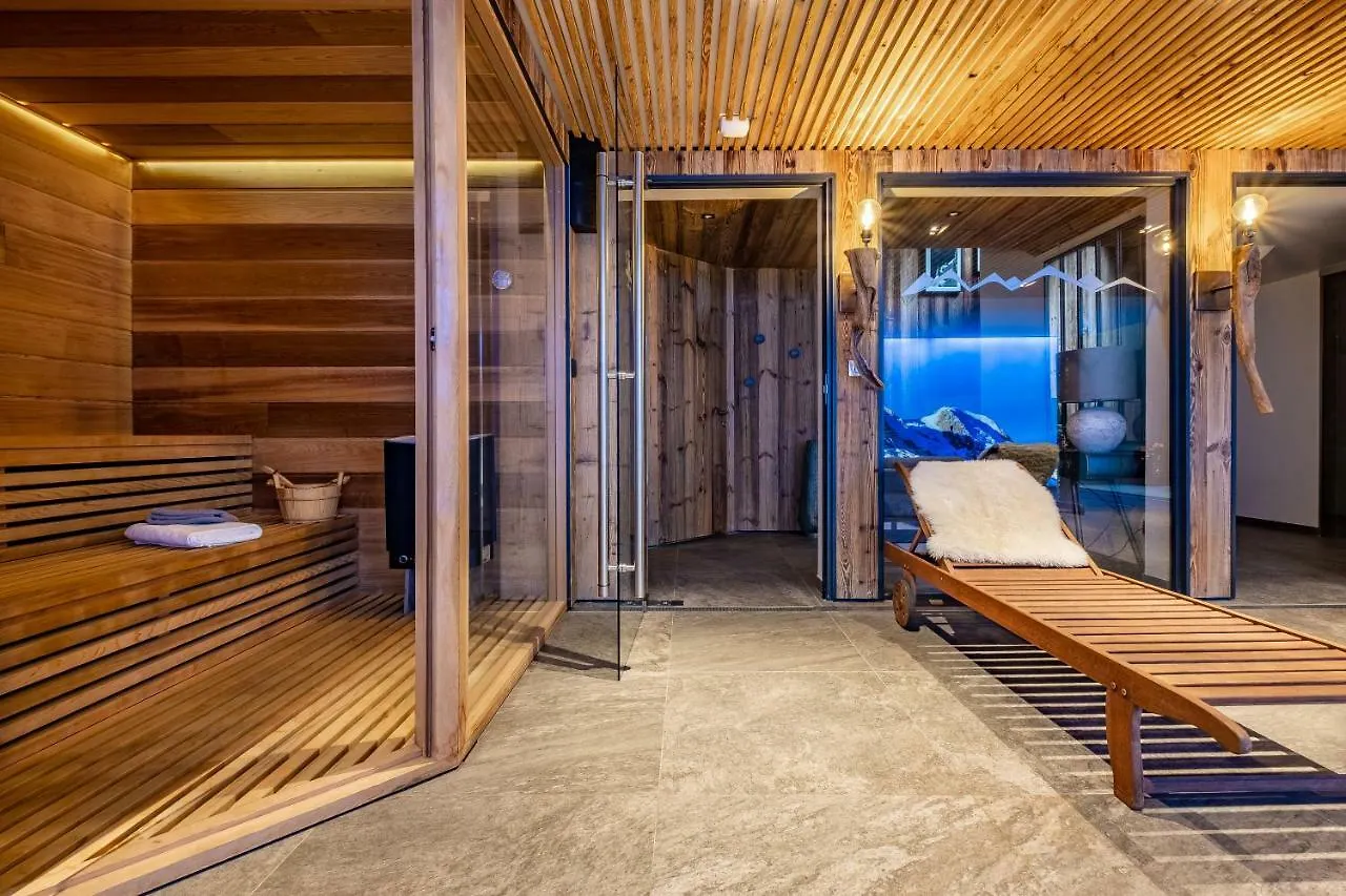 Chalet Largo Hotel Megeve 0*,  France