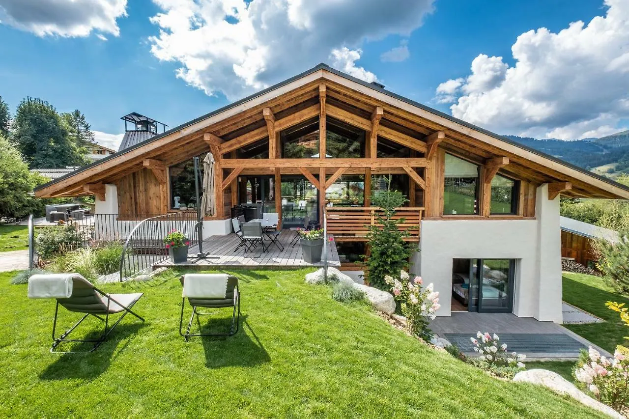 Chalet Largo Hotel Megeve 0*,